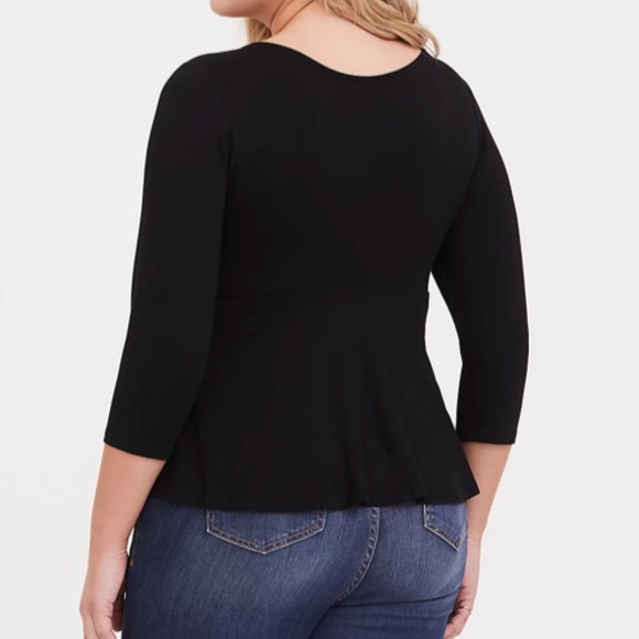 *NWT* SUPER SOFT BLACK OR WHITE SURPLICE PEPLUM TOP - Picture 4 of 14